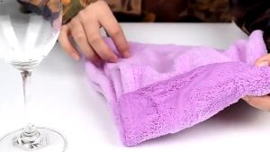 Handuk Pengering Rambut Berkancing untuk Keramas dan Kepala Cepat Kering