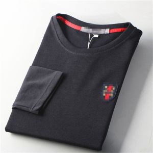 เสื้อยืดแขนยาว ลำลอง แฟชั่นสไตล์เมืองการรักษาแบบไม่มีเหล็กแขนปกติคอกลมย้อนยุคญี่ปุ่นสีบริสุทธิ์สําหรับเยาวชน