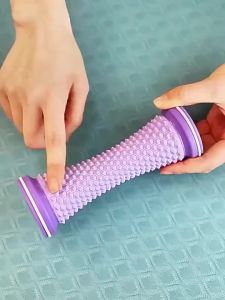 Foot Roller Yoga Massage Ball Plantar Fascia Roller Muscle Relaxation Care Plastic Manual Foot Massager Rollers