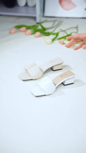Guốc Nữ Quai Ngang Béo Nhún 3cm Pixie X952