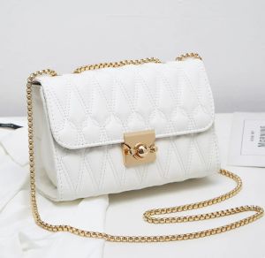 Korean fashion bag for women 2026new single shoulder crossbody red diamond grid chain small square bag