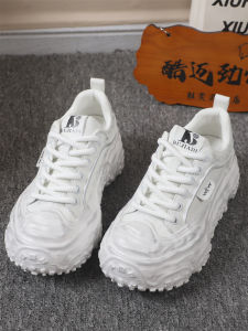 2025 New Fashionable Casual Dad Shoes Soft Bottom Heightening Mens Shoes Versatile Low Top round Toe Sports Leisure Rubber Outsole