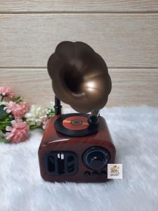Kotak Musik Phonograph Pajangan Vintage Dekorasi Meja Gramaphone