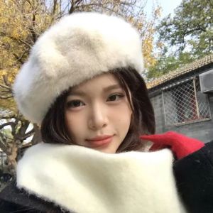 Autumn Winter Warmer Sweet Berets Mink Fur Hat Thicken Furry Artist Painter Hat Solid Color French Womens Beret Octagonal Cap