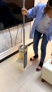 Mop Lantai Serbaguna Home Cleaning Easy Floor Mop With Bucket Flat Scratch Mop Hand Free