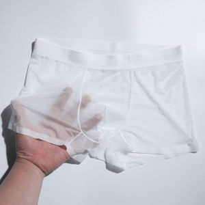 30G Silky Smooth ผ้าไหมน้ําแข็งโปร่งใสเซ็กซี่ชุดชั้นในชาย Ultra-thin Cool Quick-drying ขนาดใหญ่สี่มุมชุดชั้นในนักมวย