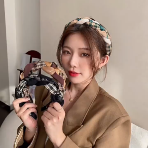 Băng đô thiết kế thích hợp Văn học Retro Tính khí Vòng tóc Vòng đầu đa năng Băng đô bện kiểu Pháp Gói rửa mặt Dây buộc tóc Phụ kiện tóc thời trang