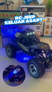 Mobil Remote Control dengan Lampu Suara 2.4GHZ RC Mobil Offroad Mainan Mobil Rock Climber Anak Bahan Alloy Bisa Keluar Asap