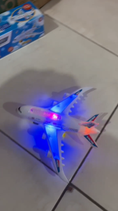 Mainan Anak Pesawat AIR PLANE 747 BUMB AND GO  /Mainan Anak Pesawat Berjalan Mainan Murah / MAINAN PESAWAT TERBANG BUNYI DAN NYALA ADA LAMPU DI BADAN DAN SAYAP / MAINAN ANAK COWOK