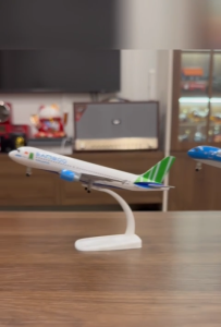 Mô hình máy bay Bamboo Airways