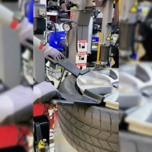 แผ่นกดขอบยางรถยนต์ พลาสติกงัดยางรถยนต์แบบหนา  แผ่นสูญญากาศ กดยางรถยนต์ กันระเบิด  สําหรับถอด-ใส่ยางรถยนต์  สินค้าพร้อมส่ง