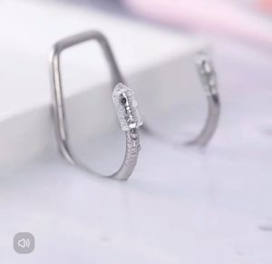 Good stickable hooks no need to drill carry self-adhesive clothes hanger wall hanger door stickable hook towel hook