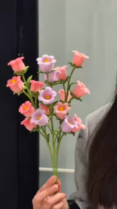 ลวดกำมะหยี่ DIY 100 ชิ้น ที่มีสีสัน บิด ทวิสก์ บาร์ ยาว 30 cm หนา 0.7-0.8cm เรือจากประเทศไทย(จัดส่งทันที)