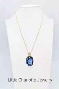 สร้อยคอ จี้คริสตัล Crystals from Swarovski