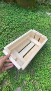 ลังไม้สน มีหูจับ งานแฮนเมด งาน DIY  ขนาด 18 x 30 x 10 cm