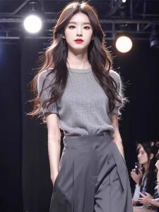 Korean Style Grey Short Sleeve Knitted Sweater Suit Wide Leg Pants Two Piece Set Summer Fashion Womens Clothing Ensemble