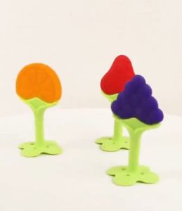 Teether Silikon Bentuk Buah Multifungsi untuk Bayi 6+ Bulan - Aman & Nyaman