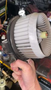 (ORIGINAL) DENSO BEZZA 16 ALZA ARUZ VIOS 07 NCP93 SWIFT SX4 BLOWER MOTOR C/W WHEEL - Used item JAPAN