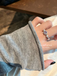 แหวนยางยืดสีม่วงสำหรับผู้หญิง แหวนนิ้วชี้สไตล์เกาหลี ดีไซน์เรียบง่าย ปรับได้ แฟชั่นฤดูร้อน 2024