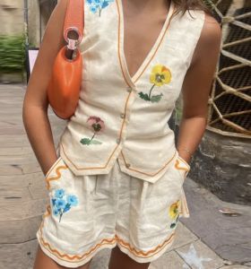 Elegant Flower Embroidery Shorts Sets For Women New Sleeveless V-neck Vest High Waist Loose Shorts Ladies Sets High Street