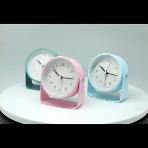 1pc Creative Metal Small Alarm Clock Student Specific Silent Desktop ClockMinimalist Quartz Clock,For Room Desk Office Decor