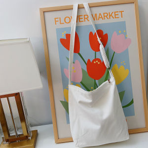 กระเป๋าผ้าใบ Tote ความจุขนาดใหญ่สำหรับผู้หญิง กระเป๋าสะพายข้างแบบสะพายข้าง ซิป สีสันสดใส ดีไซน์เรียบง่าย เหมาะกับการใช้ในชีวิตประจำวัน