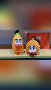 สินค้าพร้อมส่งในไทย สินค้าพร้อมส่งในไทย กระปุกออมสินเครยอนชินจัง โมเดลผลไม้ทุเรียน น่ารัก