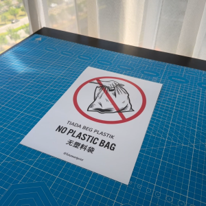 No Plastic Bag. Tiada Beg Plastik. 无塑料袋. Sticker Sign Notice Signage Signboard. Plastic Free Zone.