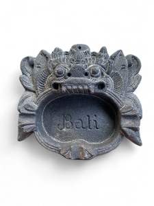 Asbak Barong bali bahan batu ukiran