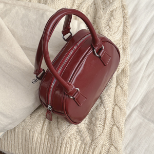 Red Womens Shoulder Bag for Autumn/Winter 2023 New Trendy Korean Style Handbag Versatile Crossbody Satchel Small Square Bag