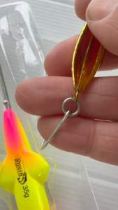 เหยื่อหนูตกปลาทะเล  Ronin Splash ขนาด 35 และ 45 กรัม แถมหางหนูพร้อมใช้งาน