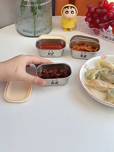 Kotak Perasa Celup Keluli Tahan Karat 110ml Stainless Steel Dipping Seasoning Box Seasoning Box Household Kitchen Cartoon Rectangular Small Dish Sealed Dipping