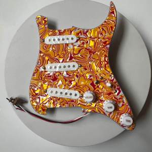 Prewired Loaded Guitar Stratocaster Pickguard SSS Pick Guard Seymour Duncan Single Coil Pickup Copper Shaft Pots for Fender Electric Guitar Parts