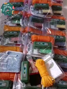 EMERGENCY DISASTER KIT I YOUR ON-THE-GO EMERGENCY GO BAG I EARTHQUAKE SURVIVAL KIT FIRST AID DISASTER & EMERGENCY PREPAREDNESS KIT OUTDOOR MEDICAL FIRST AID FOR FAMILY MEDICINE KIT MEDICAL WOUND CARE KIT
