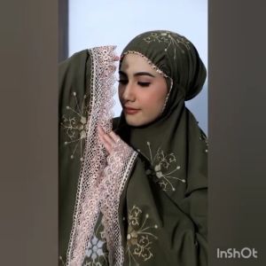 Mukena Dewasa Bordir Starla Renda Mewah Terbaru - Katun Mikro Premium, Bordir Tebal, Panjang 125cm (Depan), 130cm (Belakang), 115cm (Bawahan), Lebar 73cm - Tas Cantik Serasi