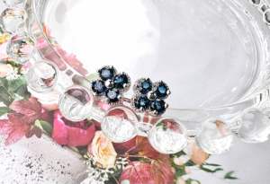Subang Kristal Natural Crystal Topaz Four Leaf Clover Earrings 925 Silver Pin 天然水晶伦敦蓝托帕石四叶草耳钉925纯银耳针