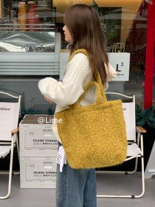 Autumn Winter Atmosphere Faux Fur Bucket Bag Womens Single Shoulder Crossbody Bag Versatile Water Bucket Tote Bag