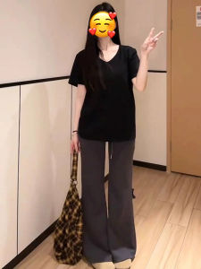 เสื้อยืดคอกว้างแขนสั้นผ้าฝ้ายทรงสลิมฟิตสำหรับผู้หญิง 2025 ฤดูร้อน ระดับไฮเอนด์ เสื้อผ้าทำงานสไตล์เกาหลี แขนสั้น คอกลม