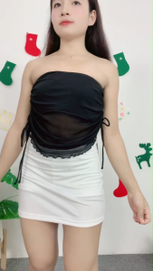 ชุดเซ็ตลุคสาวเท่ เสื้อผูกหลัง+กระโปรงสั้น สีพื้นคุมโทน