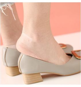 PTK2334 Heel Sticker / Pelindung Plester Tumit Kaki Transparan Anti Lecet / Stiker Kaki Sepatu Hak