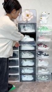 กล่องรองเท้าฝาข้าง กล่องเก็บของ แบบฝาข้าง กล่องอเนกประสงค์ ฝาเปิด-ปิด พร้อมรูระบายอากาศ วางซ้อนต่อกันได้