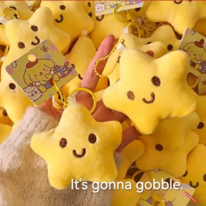 【Wholesale】Cute Plush Star Doll Pendant Squeak Doll Keychain Accessories Student Backpack Ornaments