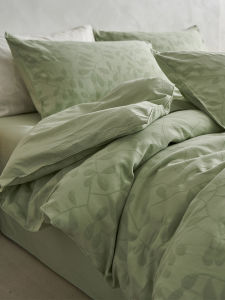 Pure Cotton Bedding Set 4pcs Floral Embroidery Three-layer Gauze High-end Bedding Duvet Cover Sheet Bedding Skirt Style