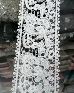 renda bordir tengahan premium import lebar 9 cm (harga per setengah meter)