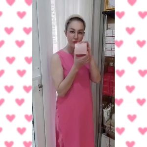 Dew White Advance Jelly Cream ช่วยเติมเต็มริ้วรอยแห่งวัย และยกกระชับผิว ผิวอิ่มฟูหน้าเรียบเนียนสดใส เพิ่มความขาวกระจ่างใส ให้กับผิวหน้า ลดเลือนฟ้าและจุดด่างดำ ลดสิวทุกชนิด เลข 10-18865961395 ราคา 988 บาท/กระปุก ขนาด 17 กร