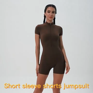 MUTUER ชุดเดรสด้านหลังเปิดสำหรับผู้หญิง แขนสั้น ชุดออกกำลังกาย ชุดยูนิฟอร์มเดรสนักเต้นเสริมแรง ชุดออกกำลังกาย