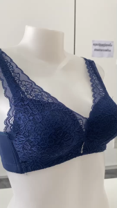 B-6511 ⚡SALE⚡ บราลูกไม้ถนอมทรง บราไร้ขอบ ไร้โครง ฟองน้ำบาง บราลูกไม้ เสื้อในผู้หญิง ตะขอหลัง