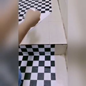 Wallpaper Lantai Dinding Stiker Lantai Tahan Air Wallpaper Lantai Bahan Tebal Perekat Diri Toilet Tahan Air Stiker Lantai Motif Kayu Levis - COD