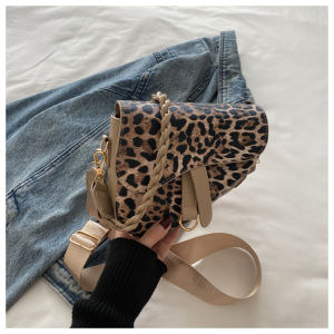 แฟชั่นกระเป๋าสะพายพิมพ์ลายเสือดาวผู้หญิง 2024 สไตล์ใหม่ ความรู้สึกหรูหรา มีสไตล์ กระเป๋าอาน หลากหลาย เดี่ยว สายคล้อง กระเป๋าสะพายข้าง