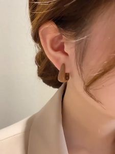 Anting Vintage Elegan Wanita Korea Style Fashion Giwang Stud Earrings Aksesoris Anting HS E22